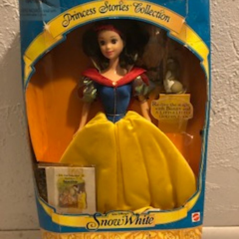 Like New 1997 Mattel  Princess Stories Collection Disney's Snow White